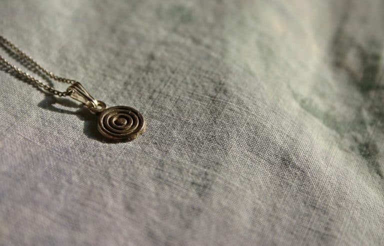 QUE SIGNIFICA RELIQUIA visual data 5