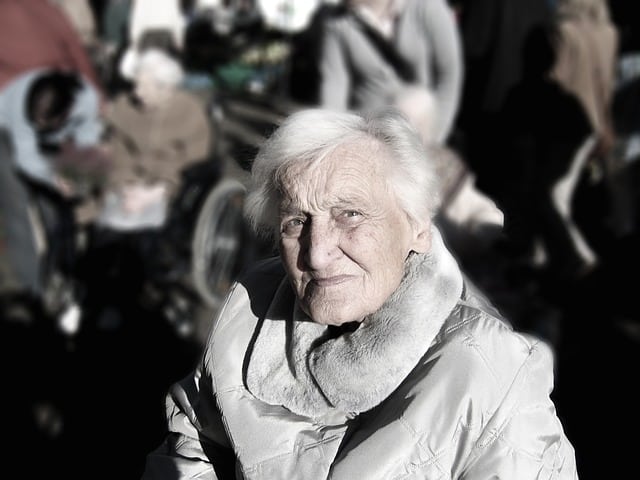 Prosopografía retrato de una anciana