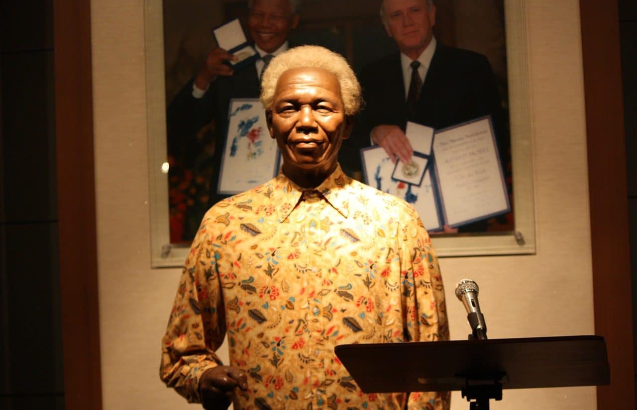 Figura de cera de Nelson Mandela
